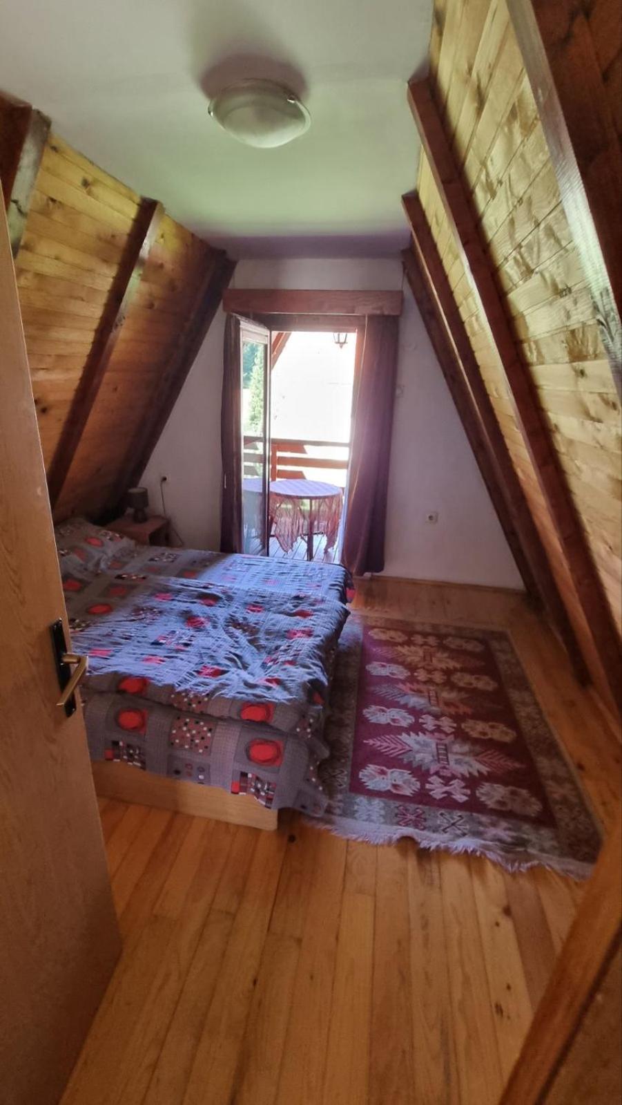 Planinska Kuca Dusan Митровац Экстерьер фото